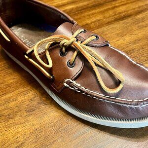 SPERRY Authentic Original 2-Eye Chocolate Brown Leather Boat Shoes Size 10